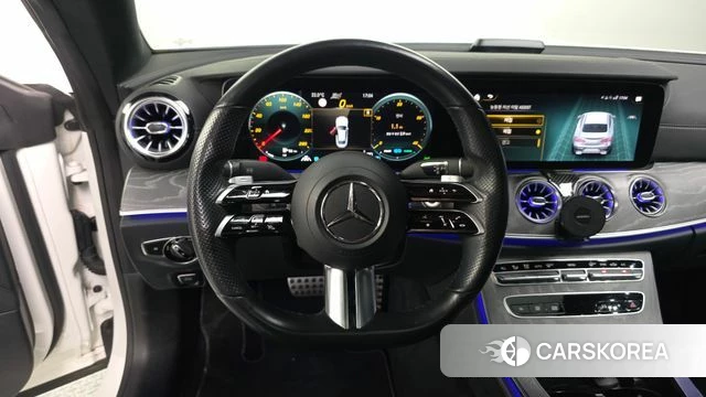 Mercedes-Benz E-Class W213 2021 Белый из Кореи, фото 3