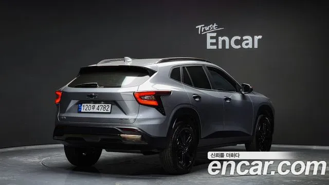 Chevrolet (GM Daewoo) Trax Crossover 2023 Серебристо-серый из Кореи, фото 3