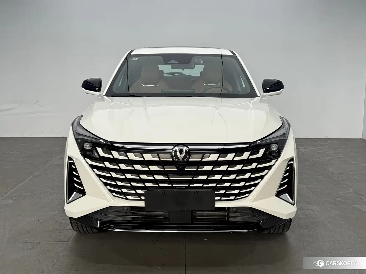 Chang'an UNI-Z 2026 Белый из Китая, фото 3