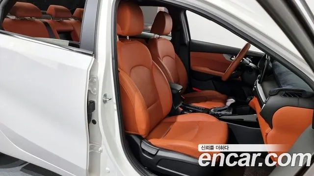 Kia The New K3 2nd generation 2021 Белый из Кореи, фото 3