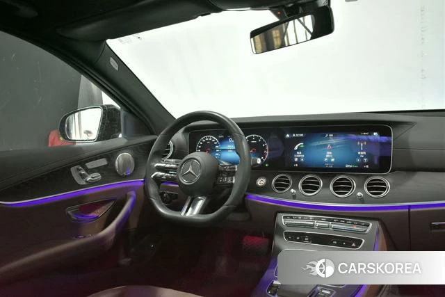 Mercedes-Benz E-class (imported) 2022 Черный из Китая, фото 3