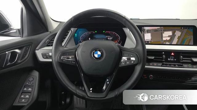 BMW 1 Series (F40) 2020 Черный из Кореи, фото 3