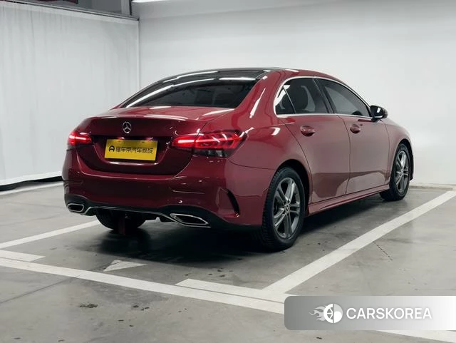 Mercedes-Benz Class A 2021 Красный из Китая, фото 3