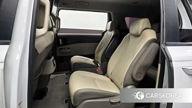 Kia Carnival 4th generation 2022 Белый из Кореи, фото 3