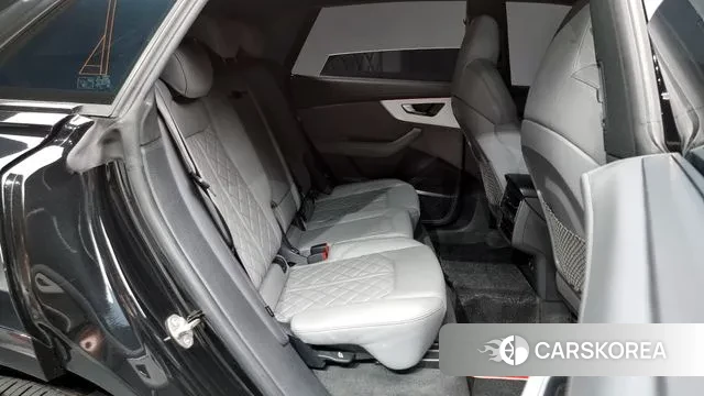 Audi Q8 (4M) 2022 Черный из Кореи, фото 3