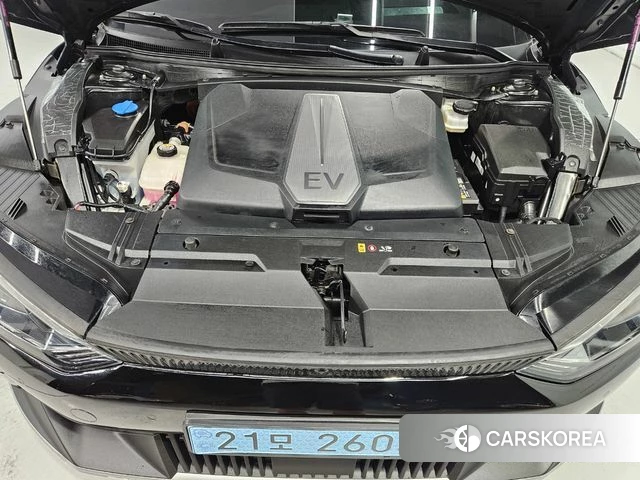 Kia EV6 2022 Черный из Кореи, фото 3