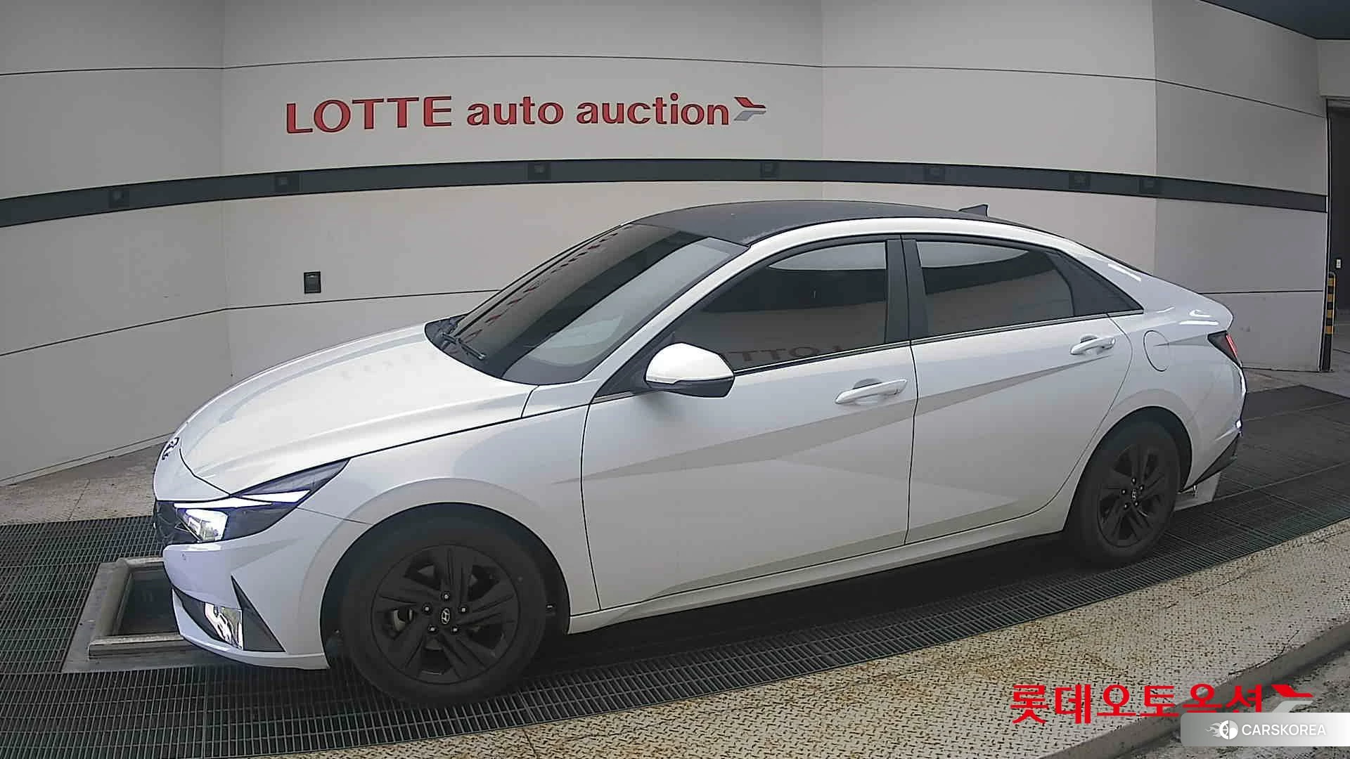 Hyundai Avante 2021 Polar White из Кореи, фото 3