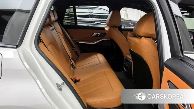 BMW 3 Series (G20) 2025 Белый из Кореи, фото 3