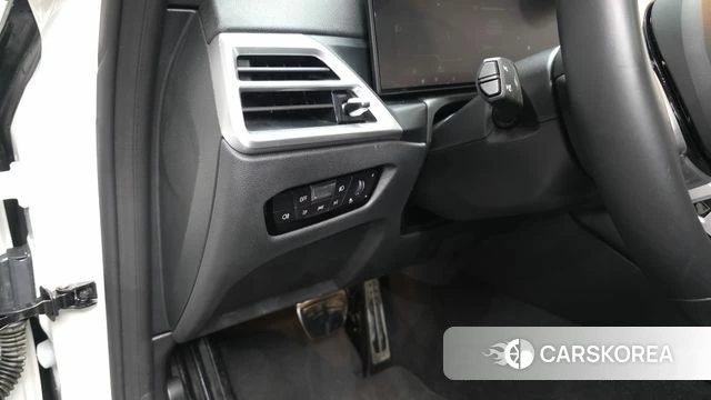 BMW i4 2025 Белый из Кореи, фото 3