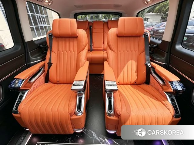 Mercedes-Benz V-class 2024 Черный из Китая, фото 3