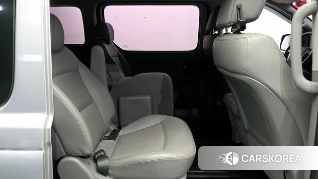 Hyundai The New Grand Starex 2018 Серебряный из Кореи, фото 3