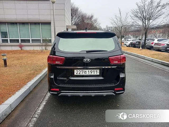 Kia The New Carnival 2019 Черный из Кореи, фото 3