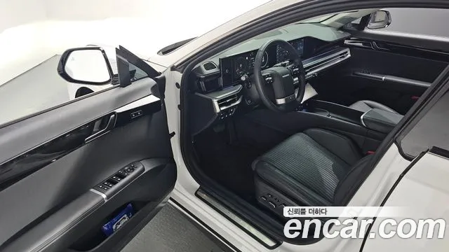 Hyundai Grandeur Hybrid (GN7) 2023 Белый из Кореи, фото 3