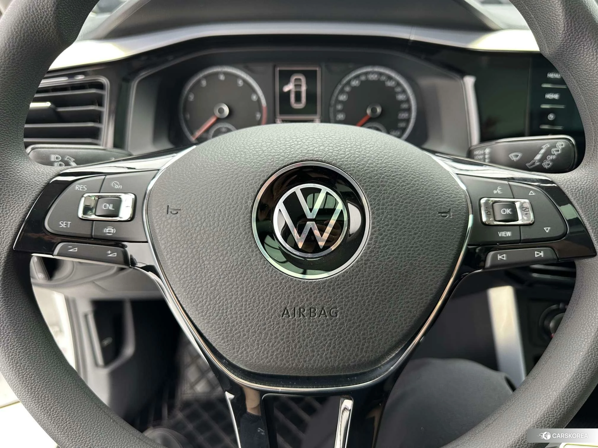Volkswagen Polo 2021 Белый из Китая, фото 3