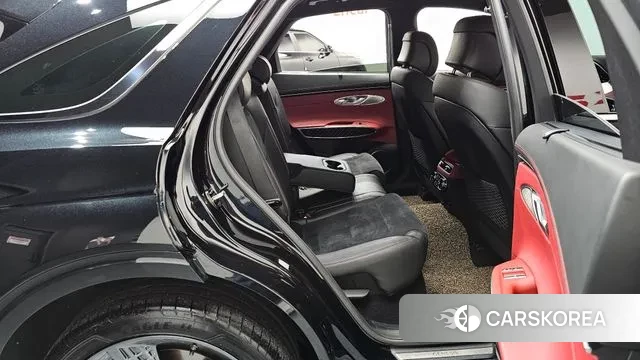 Genesis GV70 2021 Черный из Кореи, фото 3