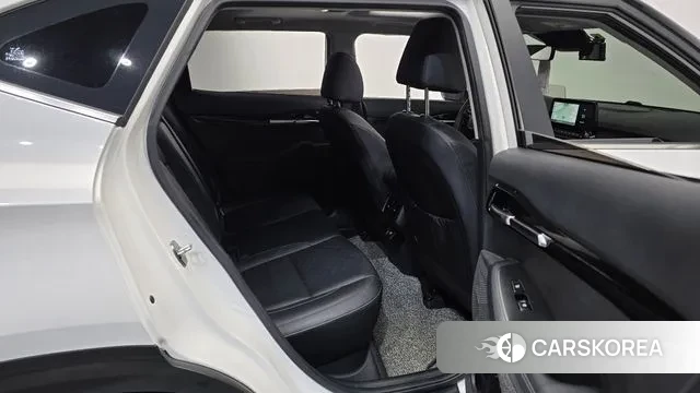 Kia Seltos 2022 Белый из Кореи, фото 3