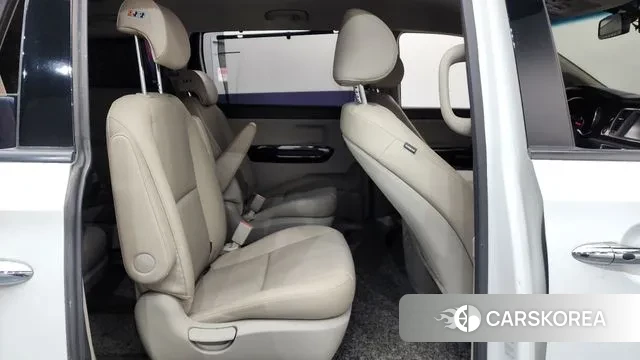 Kia The New Carnival 2018 Белый из Кореи, фото 3