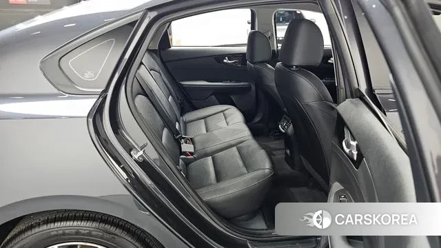 Kia The New K3 2nd generation 2023 Серый из Кореи, фото 3