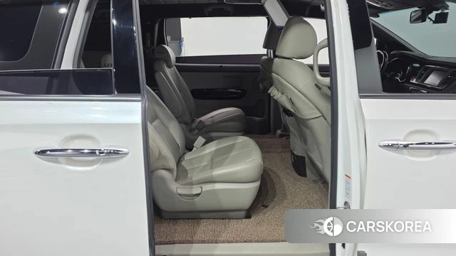 Kia The New Carnival 2018 Белый из Кореи, фото 3