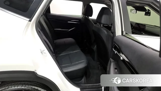 Kia Seltos 2022 Черный из Кореи, фото 3