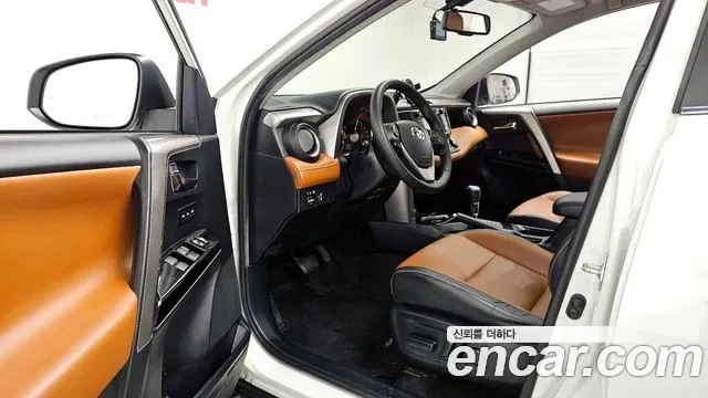 Toyota RAV4 2018 Белый из Кореи, фото 3