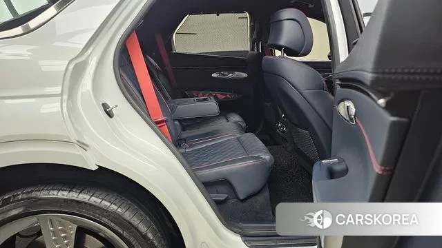 Genesis GV70 2022 Белый из Кореи, фото 3