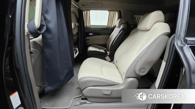 Kia Carnival 4th generation 2023 Черный из Кореи, фото 3