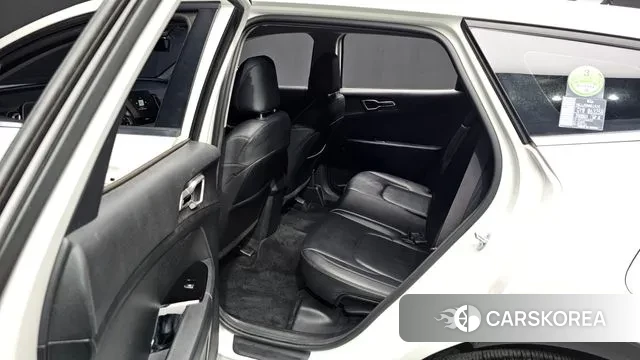 Kia Sportage 5th Generation 2022 Белый из Кореи, фото 3