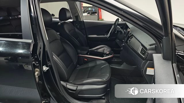 Kia Niro EV 2018 Черный из Кореи, фото 3