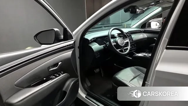 Hyundai Tucson Hybrid (NX4) 2023 Белый из Кореи, фото 3