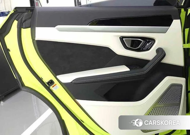 Lamborghini Urus 2023 Зеленый из Кореи, фото 3