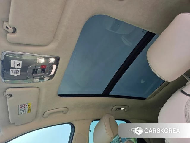 Genesis GV70 2024 Белый из Кореи, фото 3