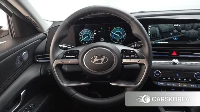 Hyundai The New Avante Hybrid (CN7) 2025 Белый из Кореи, фото 3