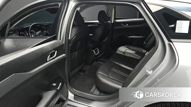 Kia K5 3rd generation 2021 Серебристо-серый из Кореи, фото 3