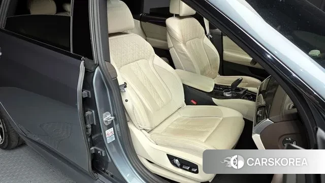 BMW 6 Series GT (G32) 2018 Серый из Кореи, фото 3