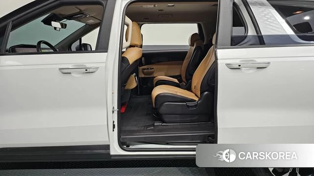 Kia Carnival 4th generation 2022 Белый из Кореи, фото 3