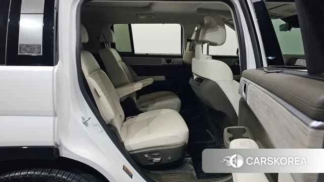 Hyundai Santa Fe (MX5) 2023 Белый из Кореи, фото 3