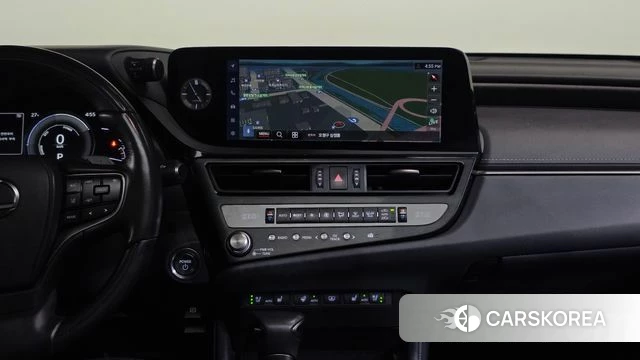 Lexus ES300h 7th generation 2024 Белый из Кореи, фото 3
