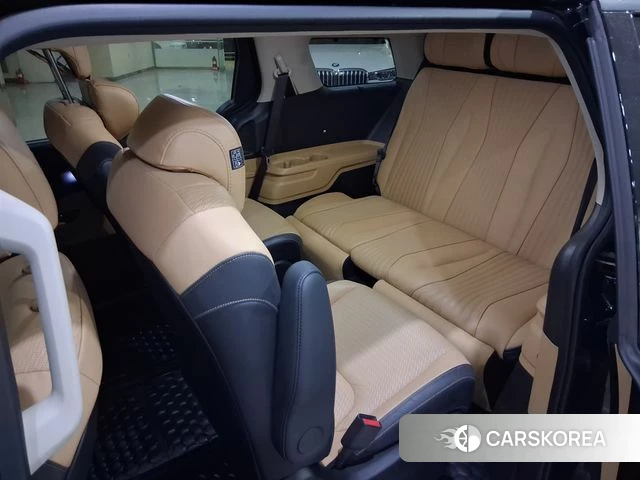 Kia Carnival 4th generation 2023 Черный из Кореи, фото 3