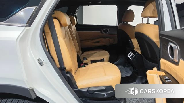 Kia Sorento 4th Generation 2023 Белый из Кореи, фото 3