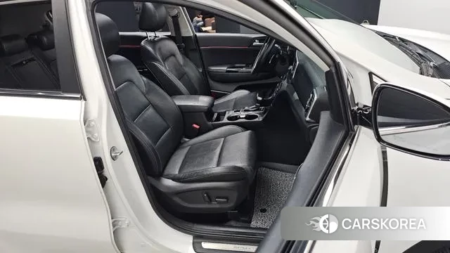 Kia Sportage 4th Generation 2018 Белый из Кореи, фото 3