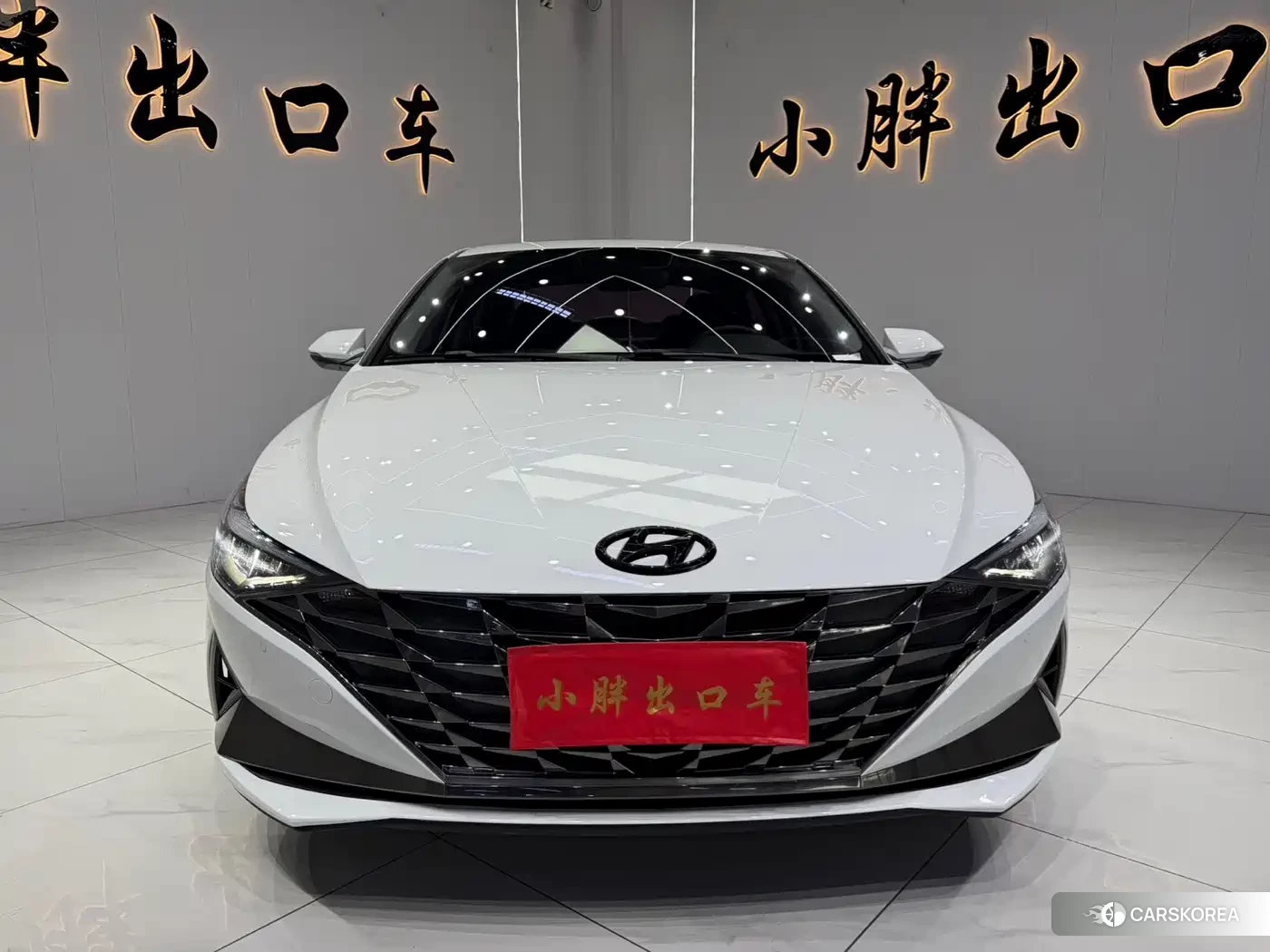 Hyundai Elantra 2023 Белый из Китая, фото 5