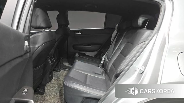 Kia Sportage The Bold 2020 Серебристо-серый из Кореи, фото 3