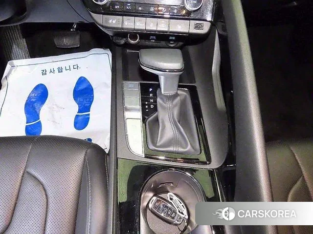 Hyundai Avante (CN7) 2022 Серебристо-серый из Кореи, фото 3