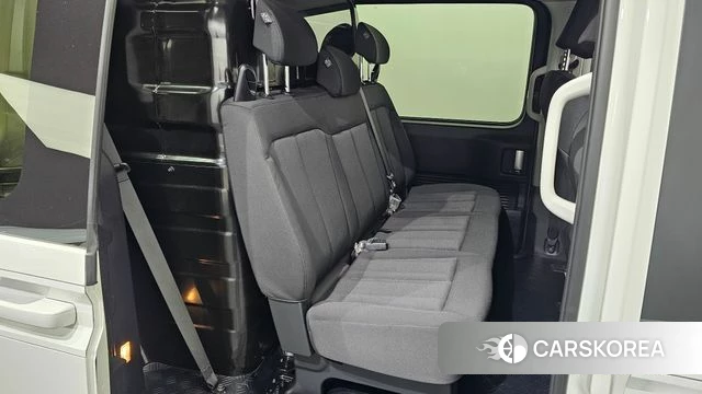 Hyundai Staria 2021 Белый из Кореи, фото 3