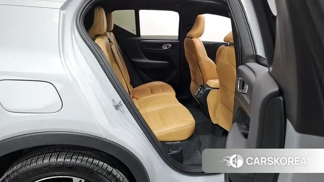 Volvo XC40 2020 Белый из Кореи, фото 3