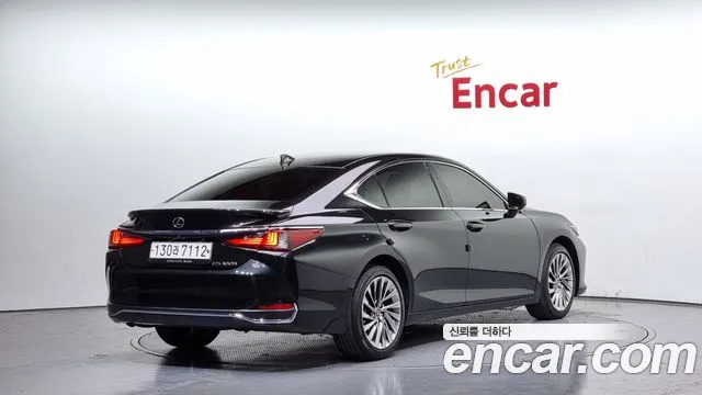 Lexus ES300h 7th generation id 2684111 из Кореи 3