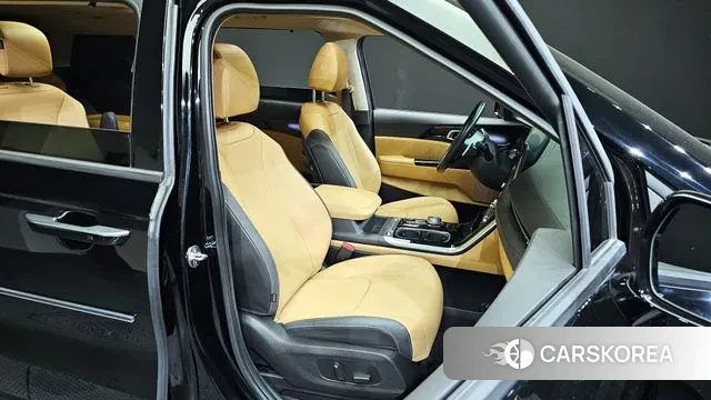 Kia Carnival 4th generation 2022 Черный из Кореи, фото 3