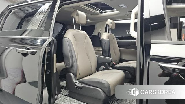 Kia The New Carnival 4th Generation 2025 Черный из Кореи, фото 3