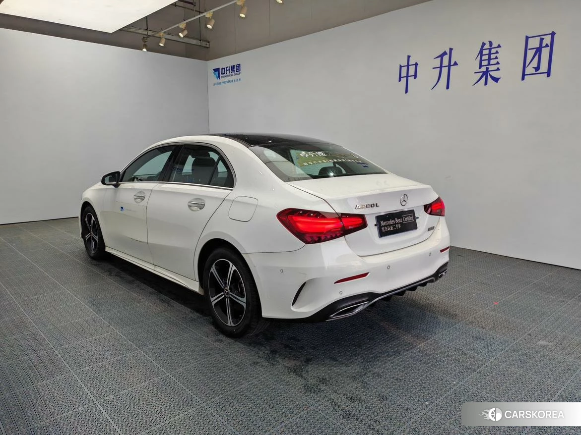 Mercedes-Benz Class A 2022 Белый из Китая, фото 3